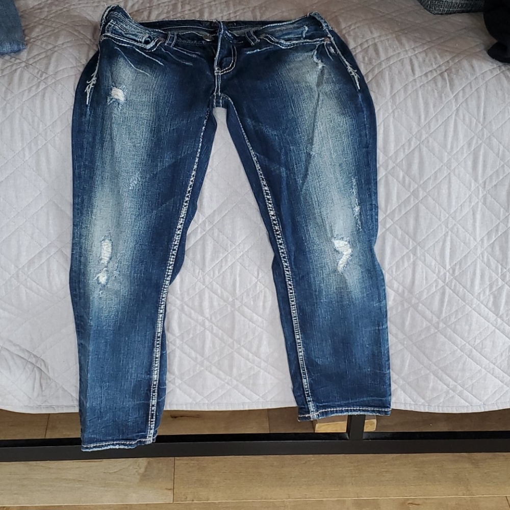 Silver Capris